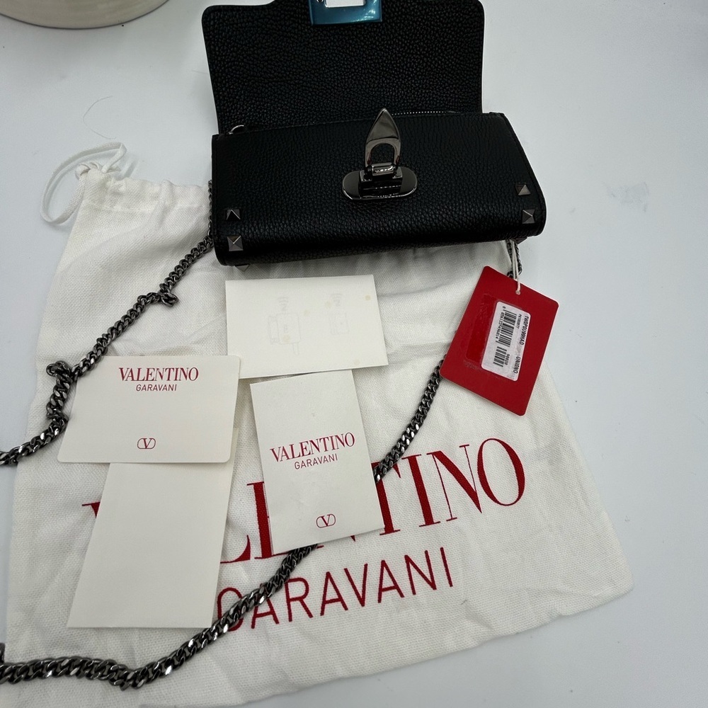 Women's Valentino Garavani rock stud, wallet on a chain made in Italy - Picture 11 of 14
